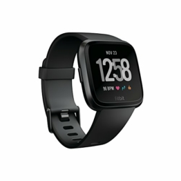 Fitbit Versa, Gesundheits & Fitness Smartwatch mit Herzfrequenzmessung, 4+ Tage Akkulaufzeit & Wasserabweisend bis 50 m Tiefe, Schwarz - 1